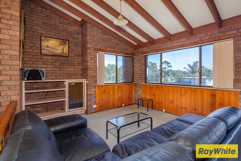 Photo - 2/31 Bronte Crescent, Sunshine Bay NSW 2536 - Image 13