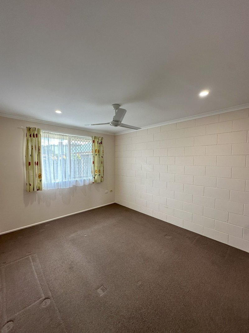 Photo - 2/31 Crofton Street, Bundaberg Central QLD 4670 - Image 5