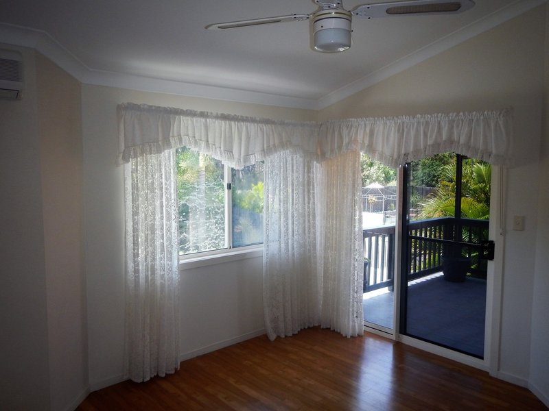 Photo - 231 Endeavour Drive, Banksia Beach QLD 4507 - Image 11