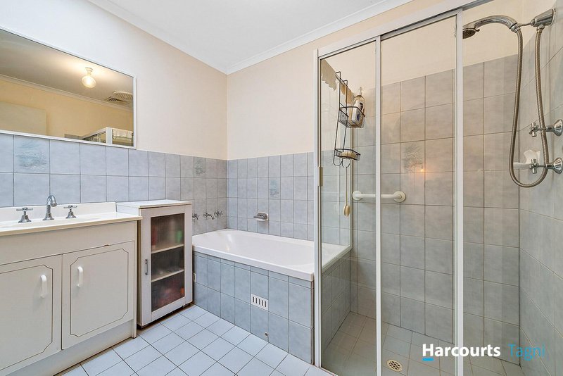 Photo - 2/31 Epstein Drive, Morphett Vale SA 5162 - Image 10