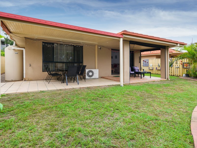 Photo - 2/31 Eugenia Circuit, Robina QLD 4226 - Image 10