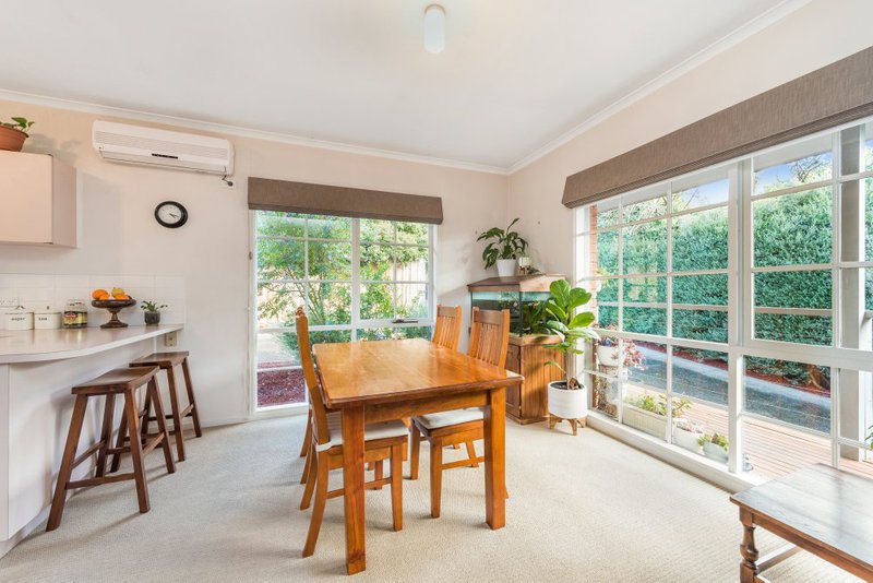 Photo - 2/31 Harrison Street, Mitcham VIC 3132 - Image 3