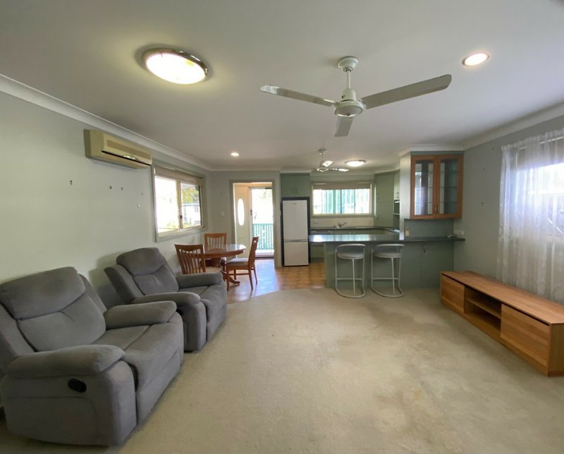 Photo - 23/1 Jacaranda Drive, Boyne Island QLD 4680 - Image 8