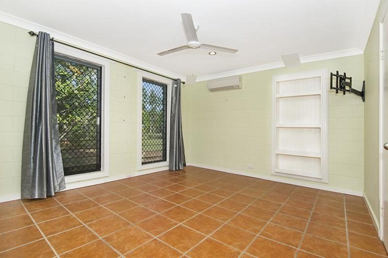 Photo - 231 Kelso Drive, , Kelso QLD 4815 - Image 10