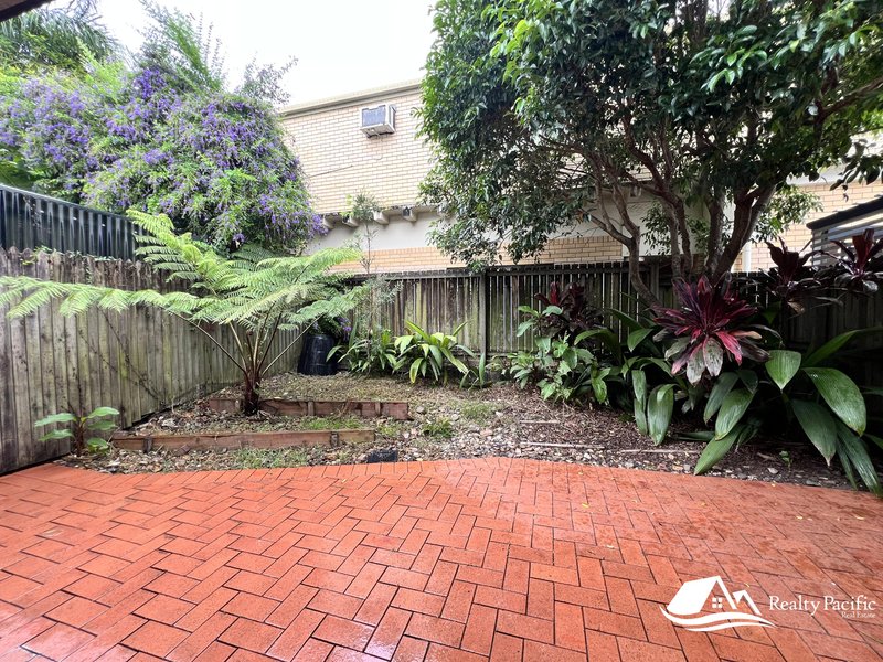 Photo - 2/31 Llewellyn Street, Kangaroo Point QLD 4169 - Image 8