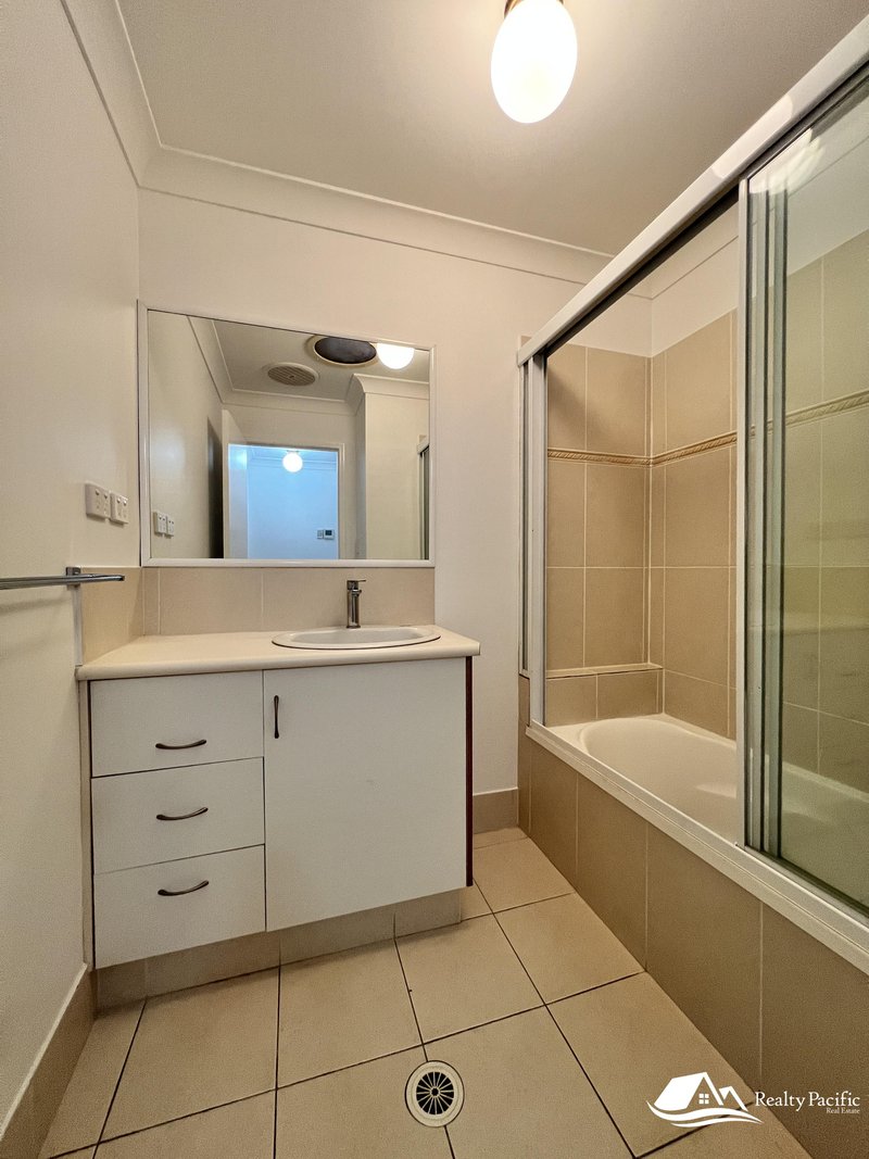 Photo - 2/31 Llewellyn Street, Kangaroo Point QLD 4169 - Image 11