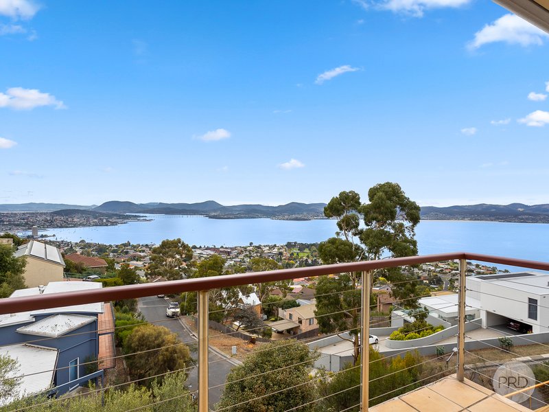 Photo - 2/31 Nicholas Drive, Sandy Bay TAS 7005 - Image 24