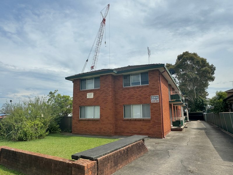 Photo - 2/31 Phillip Street, St Marys NSW 2760 - Image 1