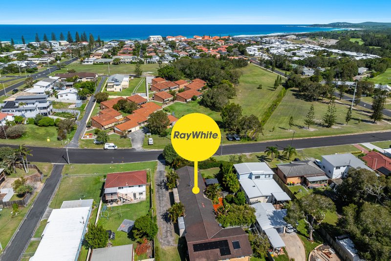 2/31 Queen Street, Yamba NSW 2464