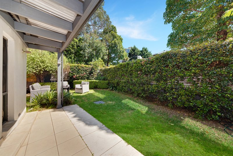 Photo - 2/31 Rangers Road, Cremorne NSW 2090 - Image 2