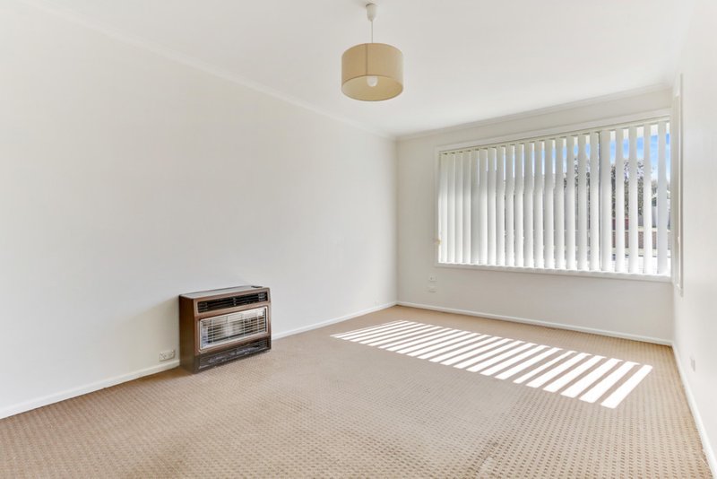 Photo - 2/31 Sarona Street, Dandenong VIC 3175 - Image 4