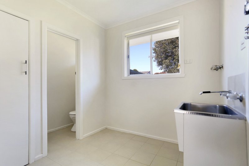 Photo - 2/31 Sarona Street, Dandenong VIC 3175 - Image 8