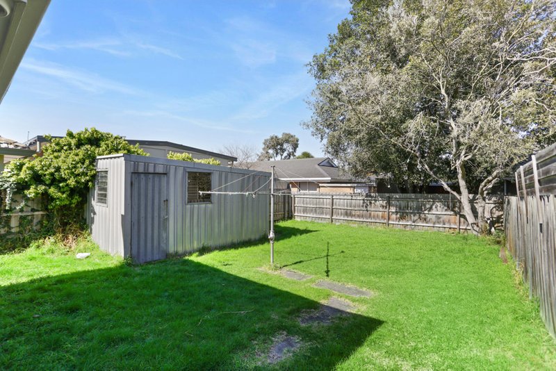 Photo - 2/31 Sarona Street, Dandenong VIC 3175 - Image 10