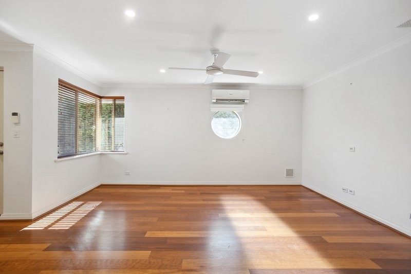 Photo - 2/31 Scalby Street, Scarborough WA 6019 - Image 13