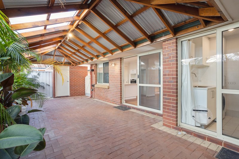 Photo - 2/31 Scalby Street, Scarborough WA 6019 - Image 14