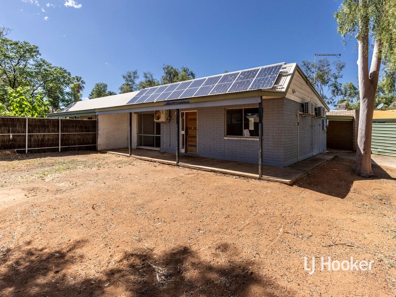 Photo - 2/31 Spearwood Road, Sadadeen NT 0870 - Image 2