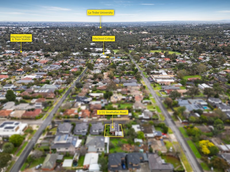 Photo - 2/31 Strathallan Road, Macleod VIC 3085 - Image 13