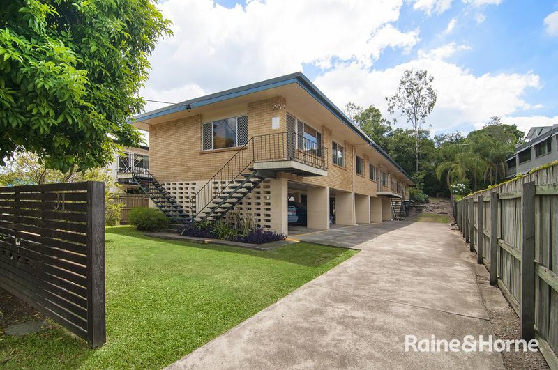 Photo - 2/31 Westerham Street, Taringa QLD 4068 - Image 1