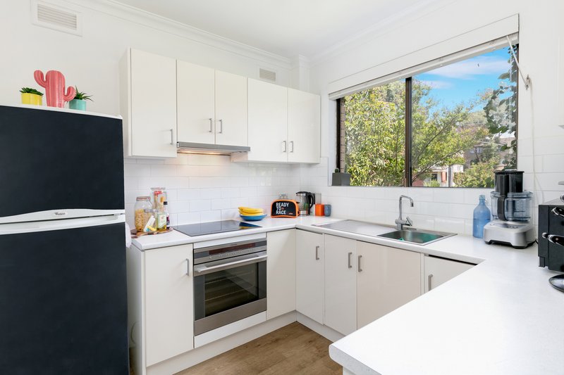 Photo - 2/31 Westminster Avenue, Dee Why NSW 2099 - Image 2