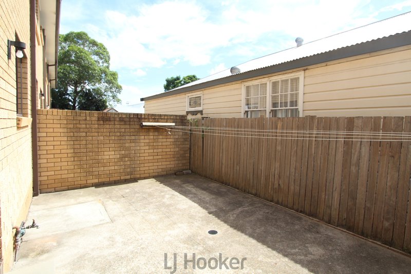 Photo - 2/31 William Street, East Maitland NSW 2323 - Image 7