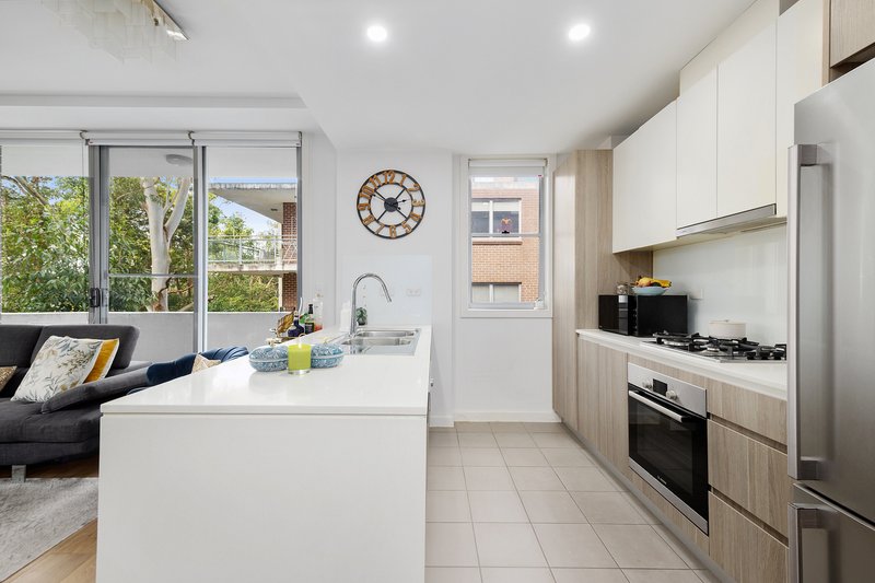 Photo - 23/10 Belair Close, Hornsby NSW 2077 - Image 4