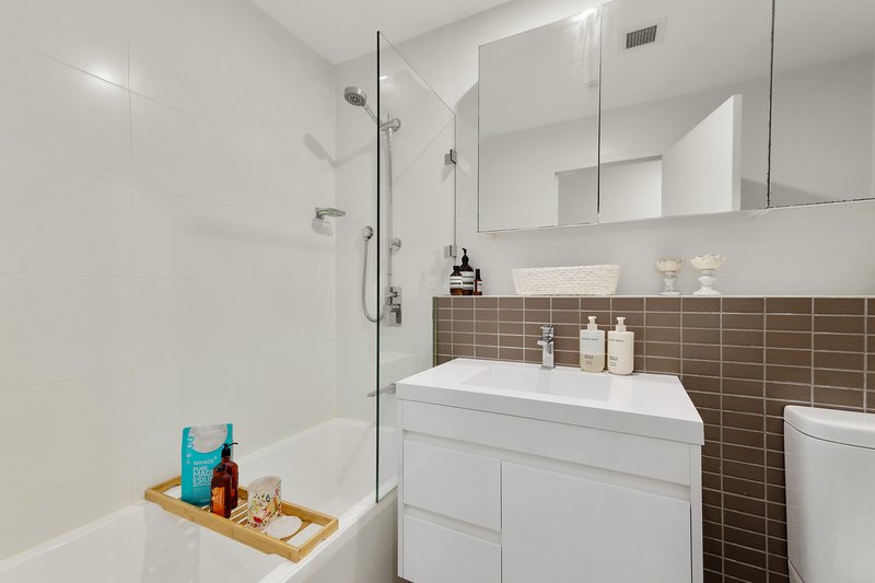 Photo - 23/10 Belair Close, Hornsby NSW 2077 - Image 7