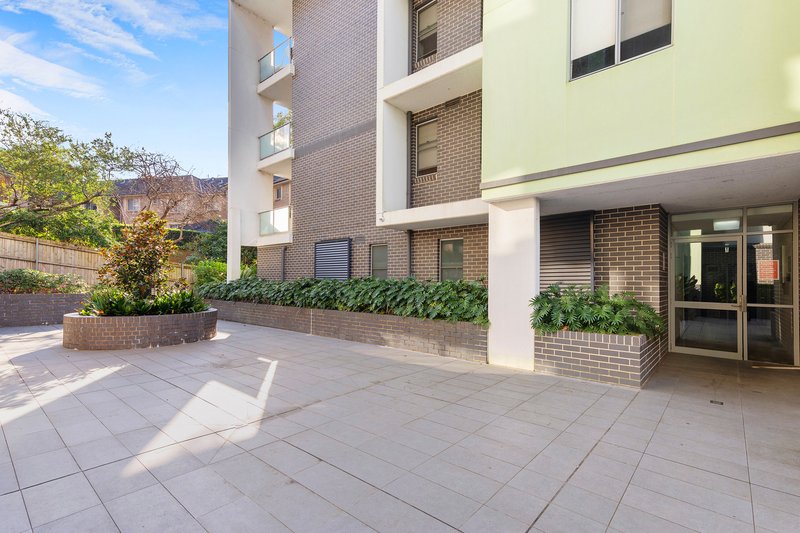 Photo - 23/10 Belair Close, Hornsby NSW 2077 - Image 8