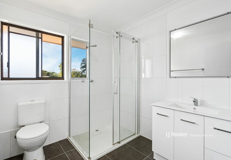 Photo - 23/10 Damalis Street, Woodridge QLD 4114 - Image 8