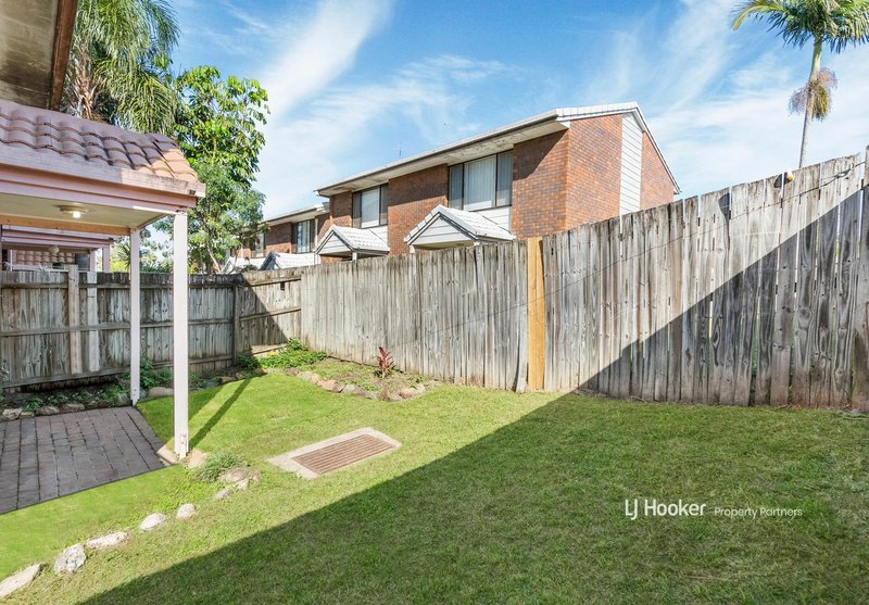 Photo - 23/10 Damalis Street, Woodridge QLD 4114 - Image 11