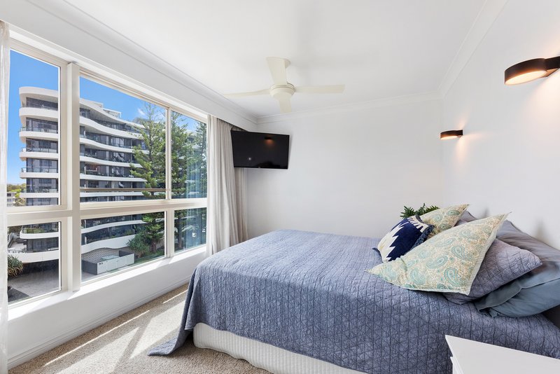 Photo - 23/100 Old Burleigh Road, Broadbeach QLD 4218 - Image 17