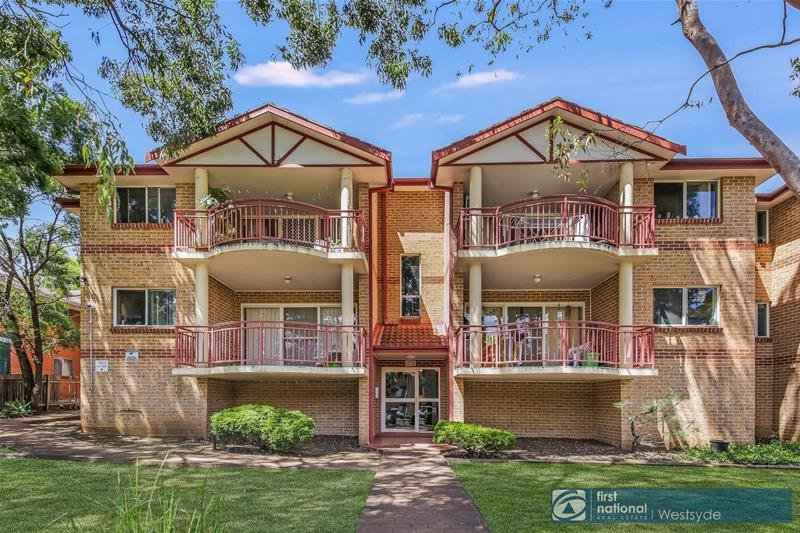 Photo - 23/108-112 Stapleton Street, Pendle Hill NSW 2145 - Image 1