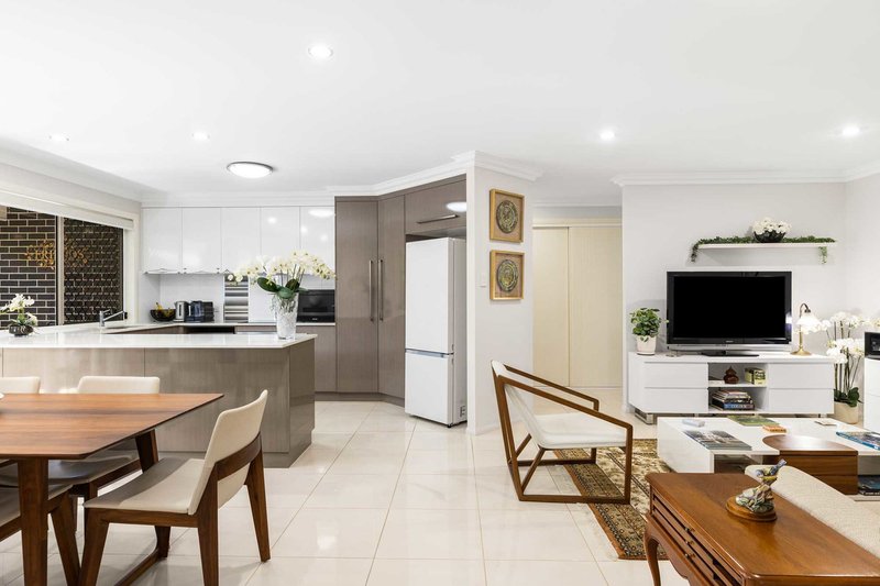 Photo - 2/310A Hume Street, Centenary Heights QLD 4350 - Image 5