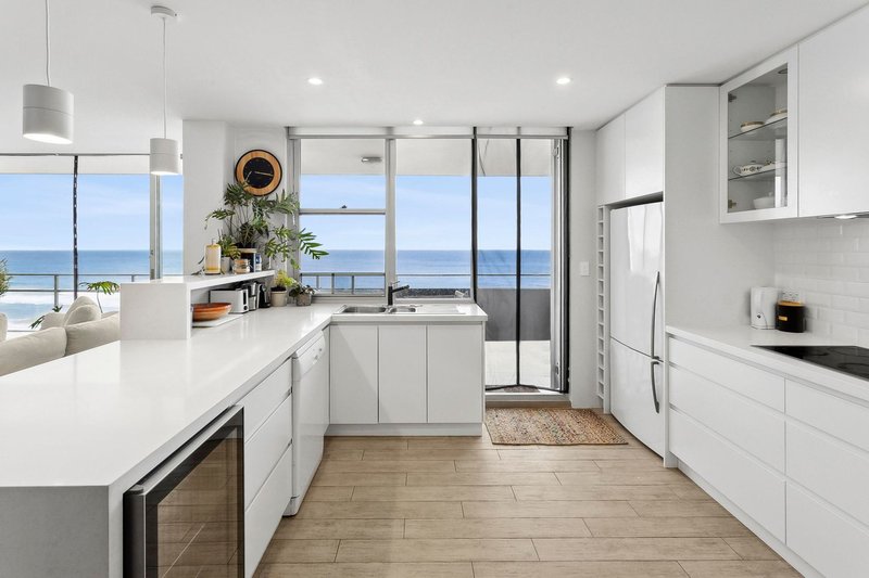 Photo - 23/11-21 Ocean Street, Narrabeen NSW 2101 - Image 2