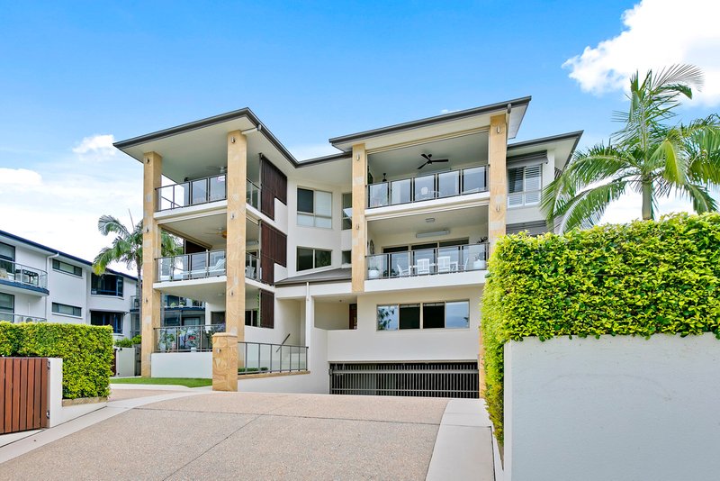 Photo - 2/311 Bradman Avenue, Maroochydore QLD 4558 - Image 2