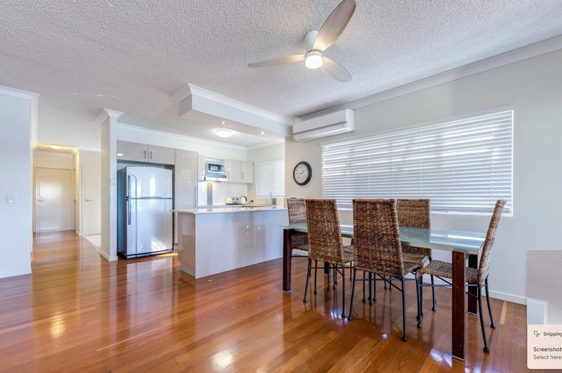 Photo - 2/311 Bradman Avenue, Maroochydore QLD 4558 - Image 6