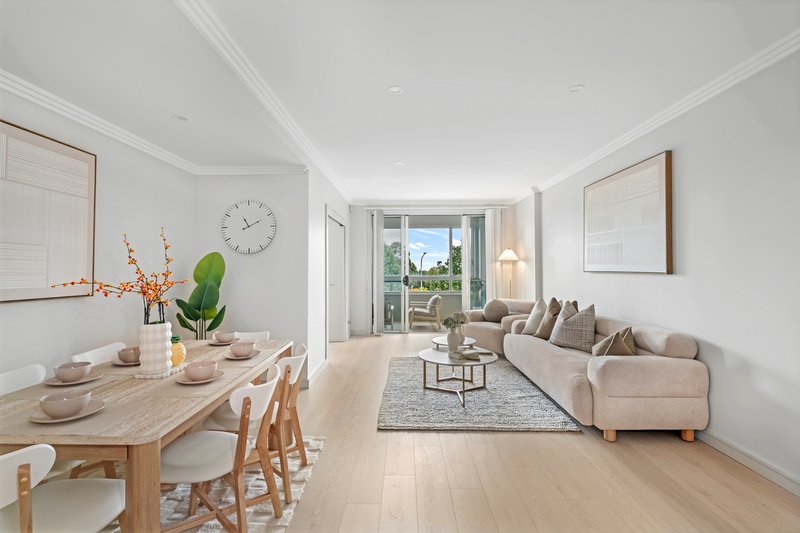 Photo - 23/11 Garthowen Crescent, Castle Hill NSW 2154 - Image 1