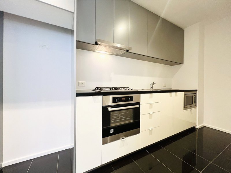 Photo - 2311/151 City Road, Southbank VIC 3006 - Image 7