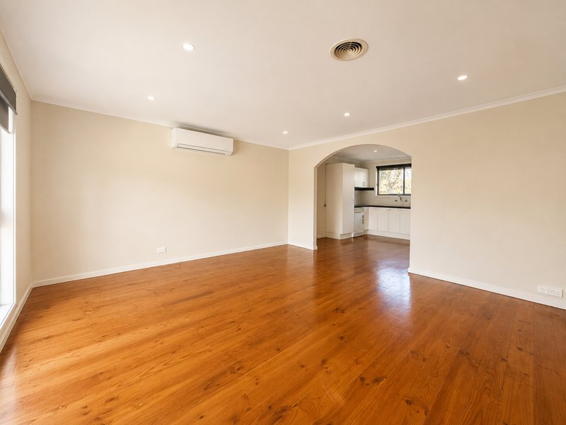 Photo - 23/114 Ferntree Gully Road, Oakleigh East VIC 3166 - Image 2