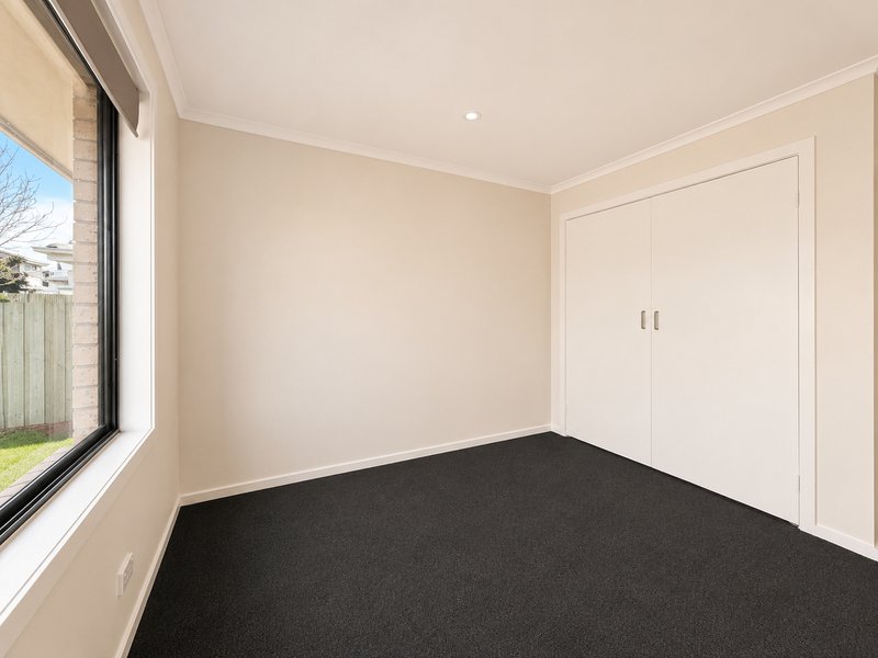 Photo - 23/114 Ferntree Gully Road, Oakleigh East VIC 3166 - Image 5