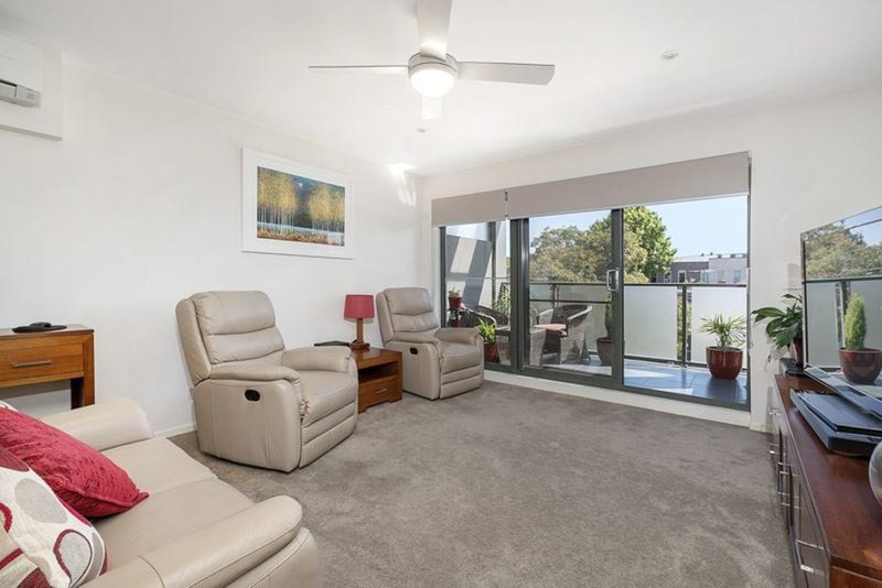 231/270 Springvale Road, Glen Waverley VIC 3150