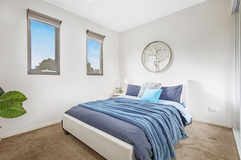 Photo - 231/270 Springvale Road, Glen Waverley VIC 3150 - Image 6