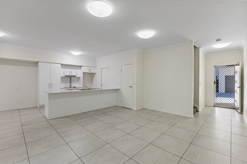 Photo - 23/128 Kinsellas Road, Mango Hill QLD 4509 - Image 7