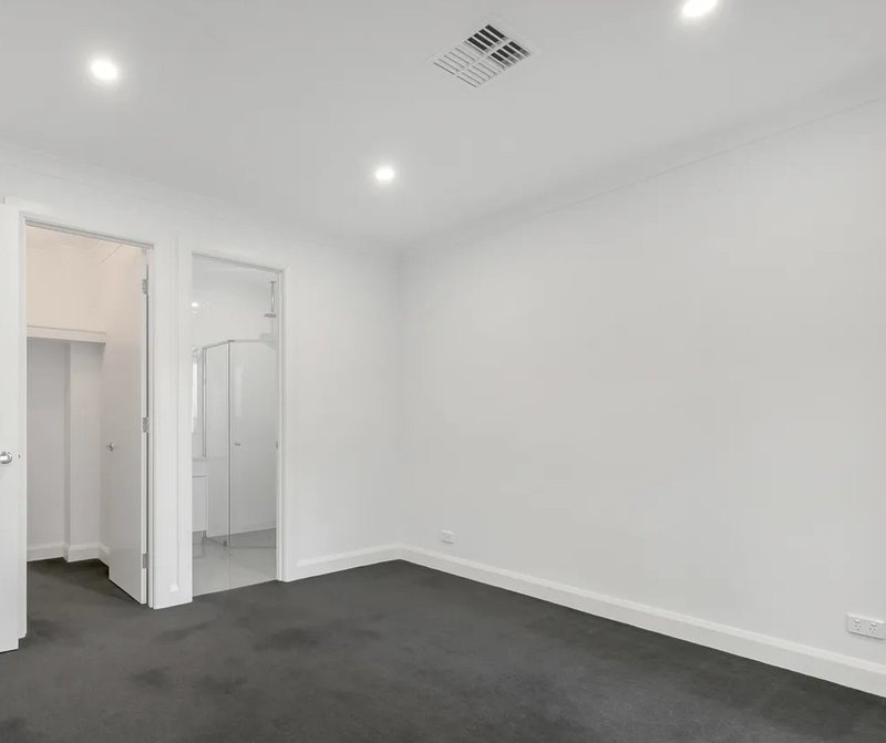 Photo - 2/314 Military Road, Semaphore Park SA 5019 - Image 4