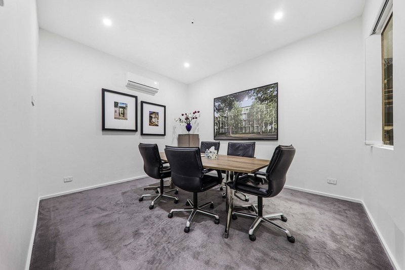 Photo - 23/140 Fairbank Road, Clayton South VIC 3169 - Image 4