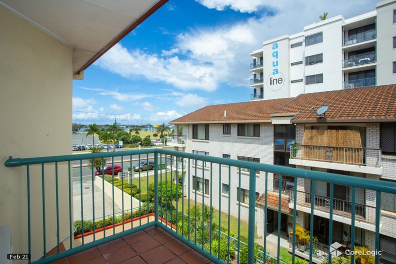 Photo - 23/140 Marine Parade, Southport QLD 4215 - Image 5