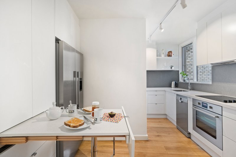 Photo - 23/142 Old South Head Road, Bellevue Hill NSW 2023 - Image 2