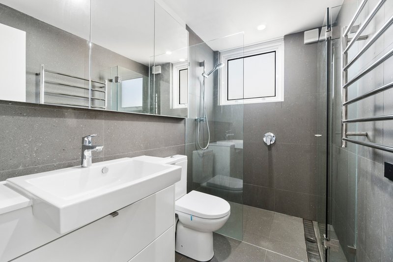 Photo - 23/142 Old South Head Road, Bellevue Hill NSW 2023 - Image 5