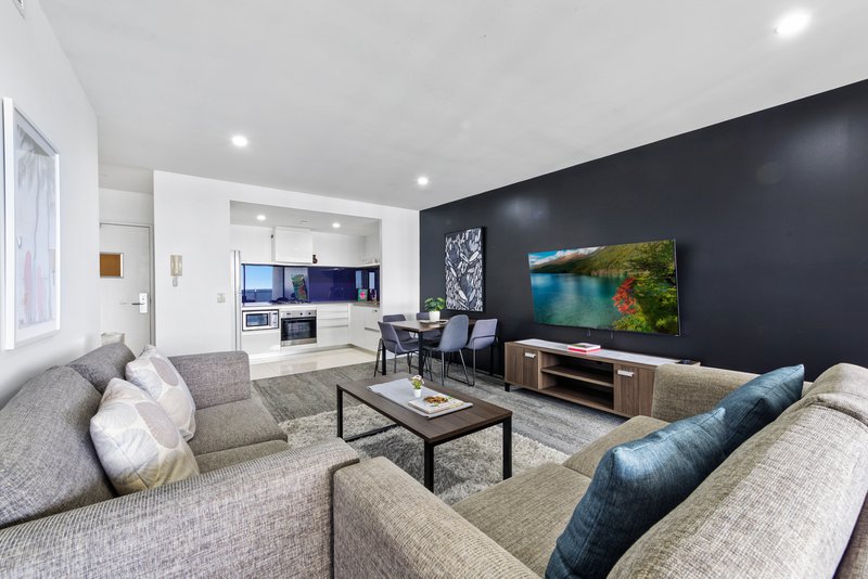 Photo - 2314/9 Ferny Avenue, Surfers Paradise QLD 4217 - Image 10