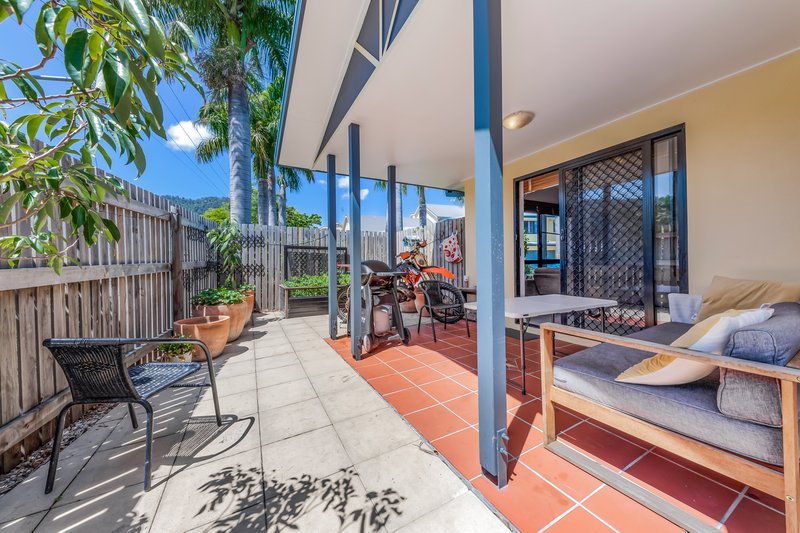 Photo - 23/16 Beach Road, Cannonvale QLD 4802 - Image 8