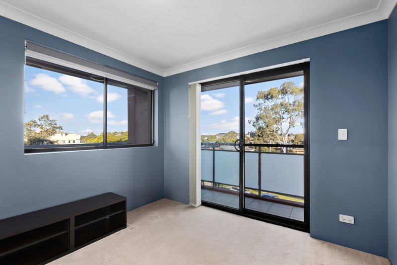 Photo - 23/17-21 Bruce Street, Blacktown NSW 2148 - Image 4